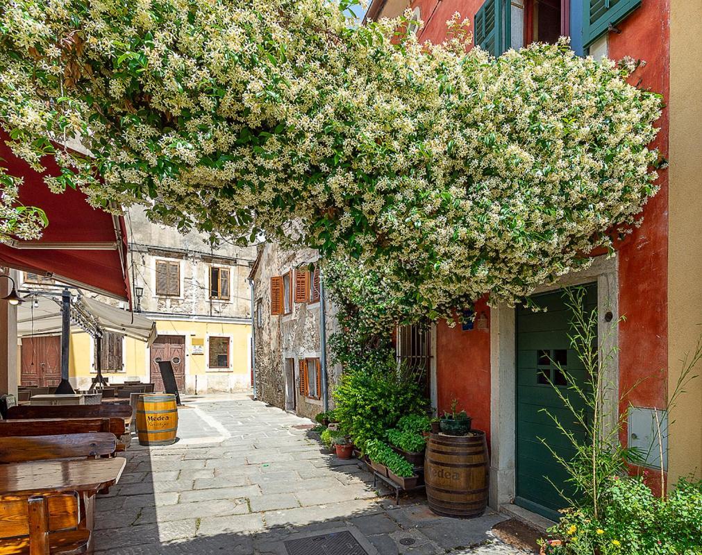 Alighieri Unique Appartement Pula Buitenkant foto